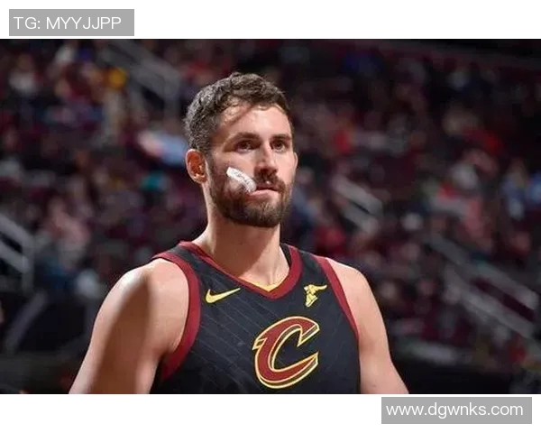 长发白人足球明星的魅力与成就：从球场到时尚的全方位探索