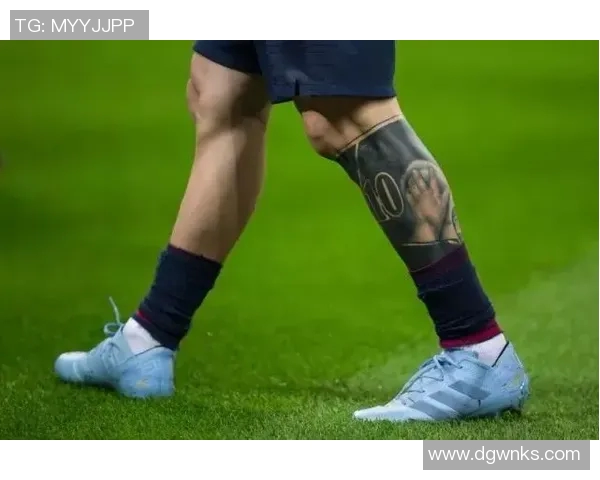 足球明星腿部纹身图案解析与背后故事揭秘