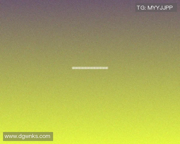 足球明星情侣头像展现甜蜜爱情与运动激情的完美结合