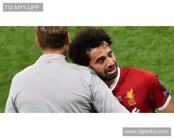 绯闻缠身的足球明星们背后的故事与真相揭秘