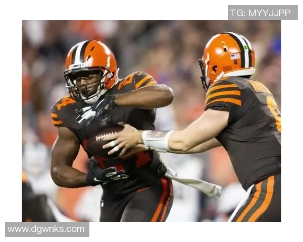 比利亚雷与里昂激战在即谁能在这场对决中笑到最后 比利亚雷与里昂激战在即谁能在这场对决中笑到最后